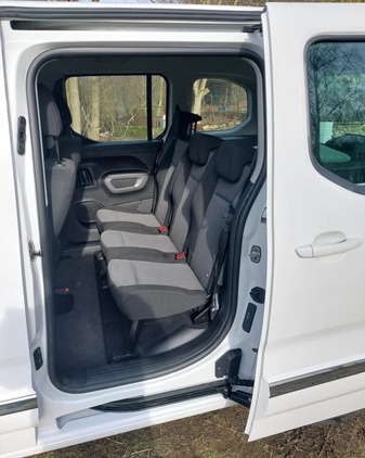 Toyota Proace City Verso cena 82000 przebieg: 34000, rok produkcji 2020 z Słupsk małe 92